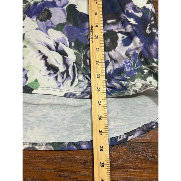 NEW LuLaRoe Womens Knit Tunic Top S Short Sleeve Purple Green Floral Scoop Neck - Picture 5 of 8